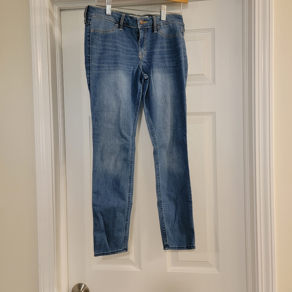 $4/$25 Hollister Low Rise Jean Leggings Size 5s 27x26